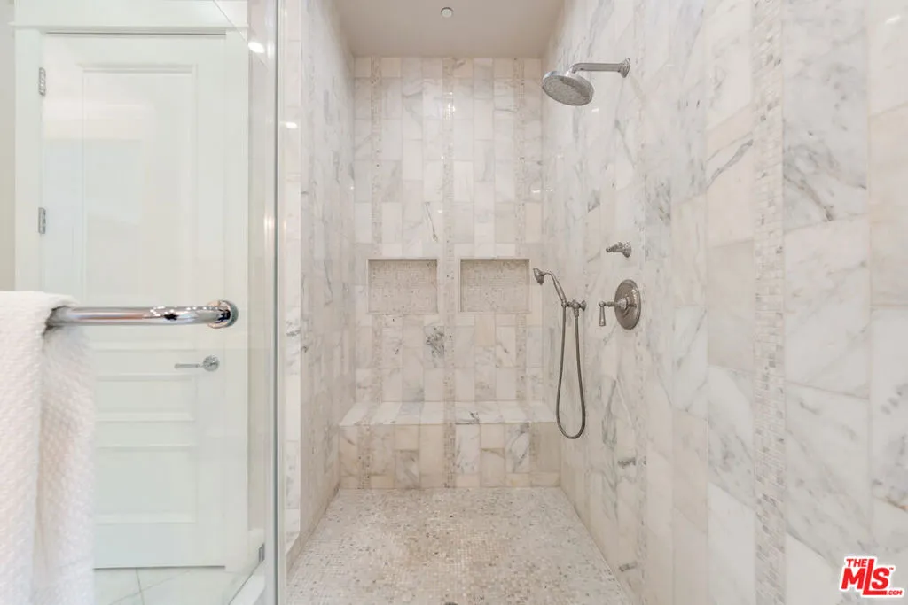 4439 Petit Avenue, Encino, California 91436 home-pic-14